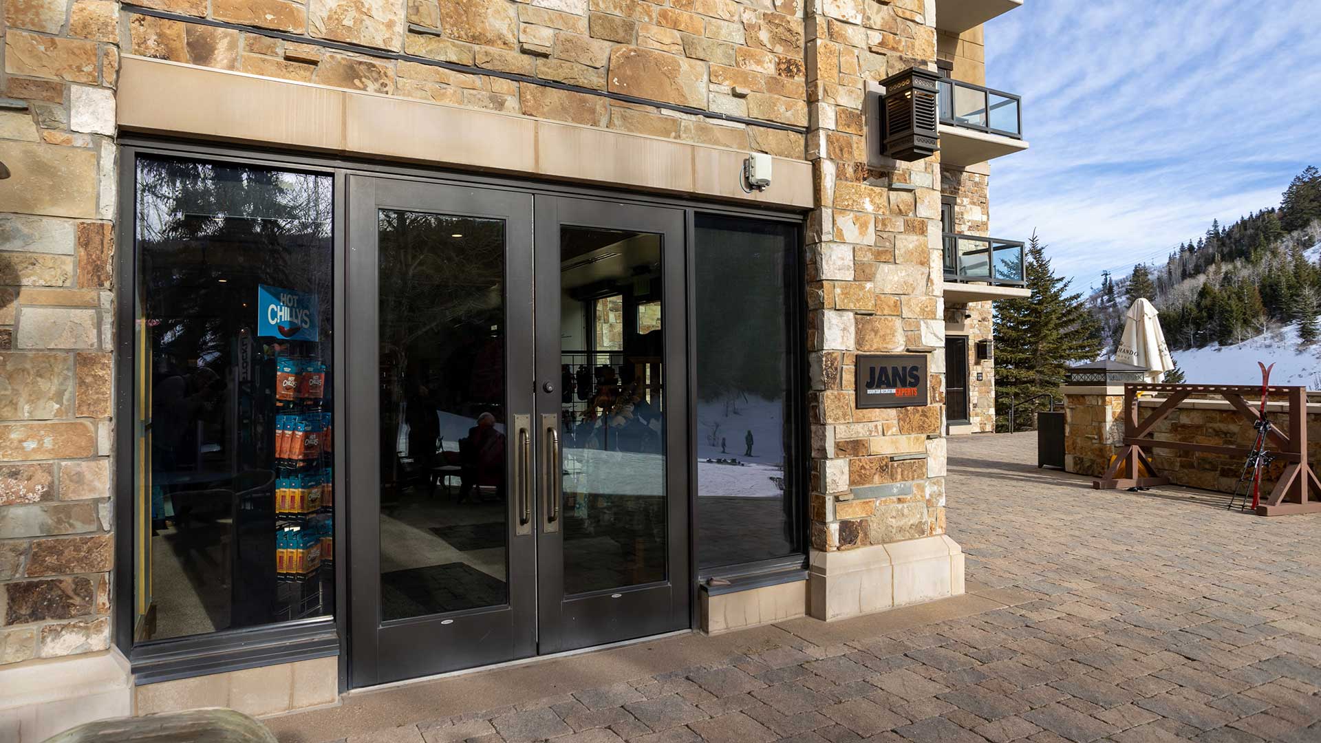 Image of the storefront outside the Jans location at the St Regis Deer Valley 