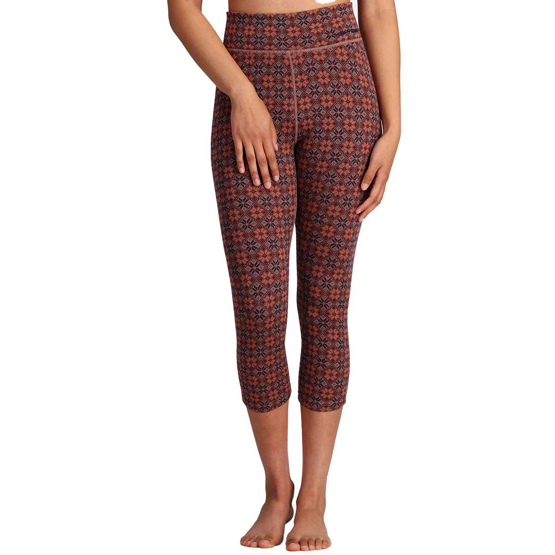 Kari Traa Rose Light Capri Women's in Maple