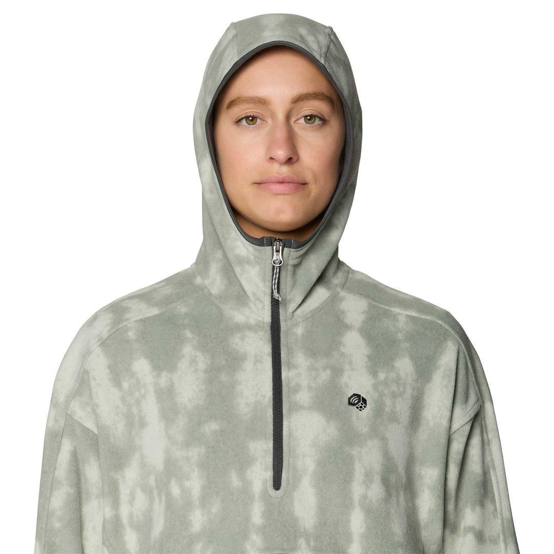 Mountain Hardwear Women's Apres Pro Fleece Hoody in the color Silt Grey Shadow.