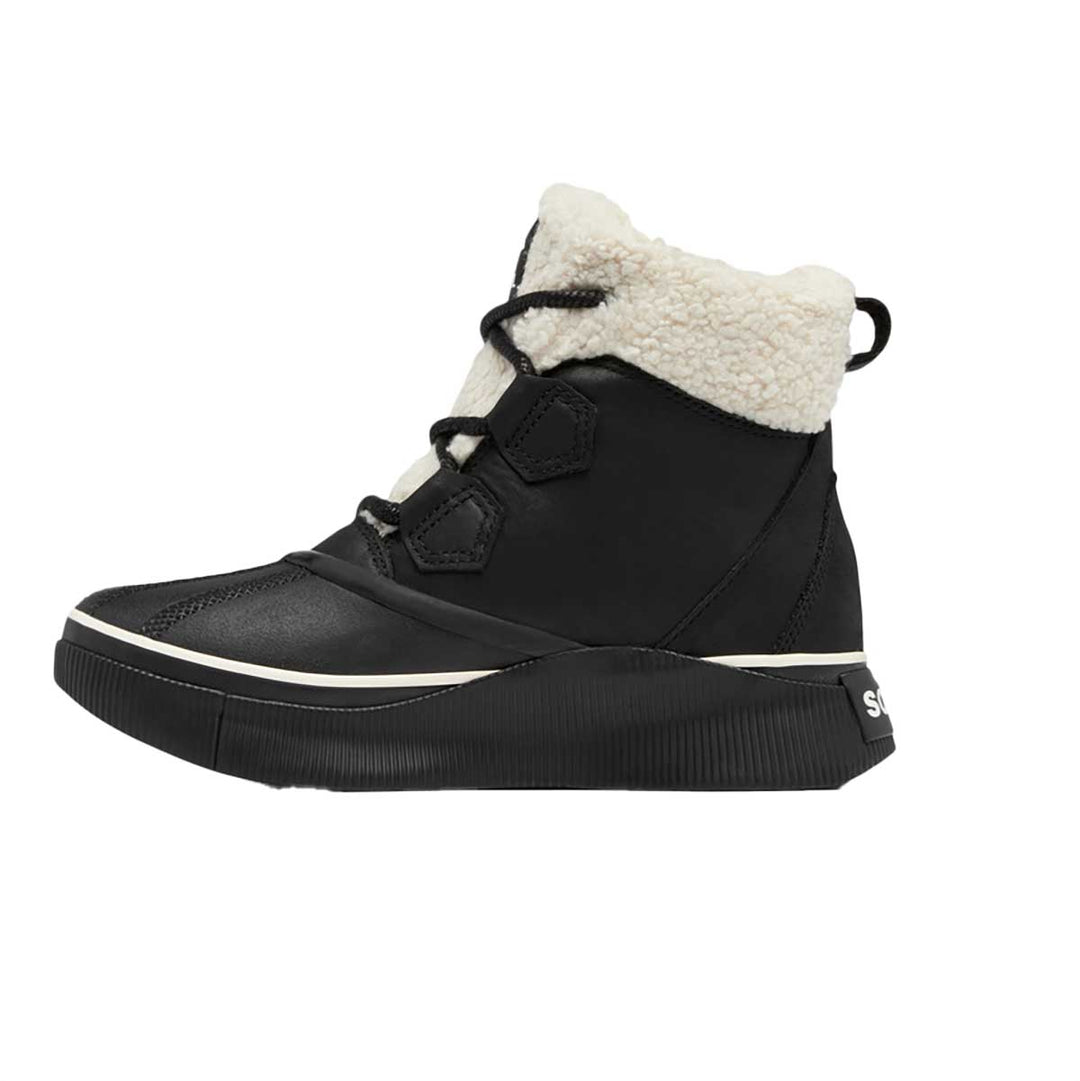 Sorel Out N About IV Chillz WP Boot Women's in Black and Chalk
