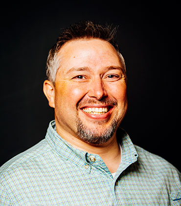 Travis Vernon bio portrait